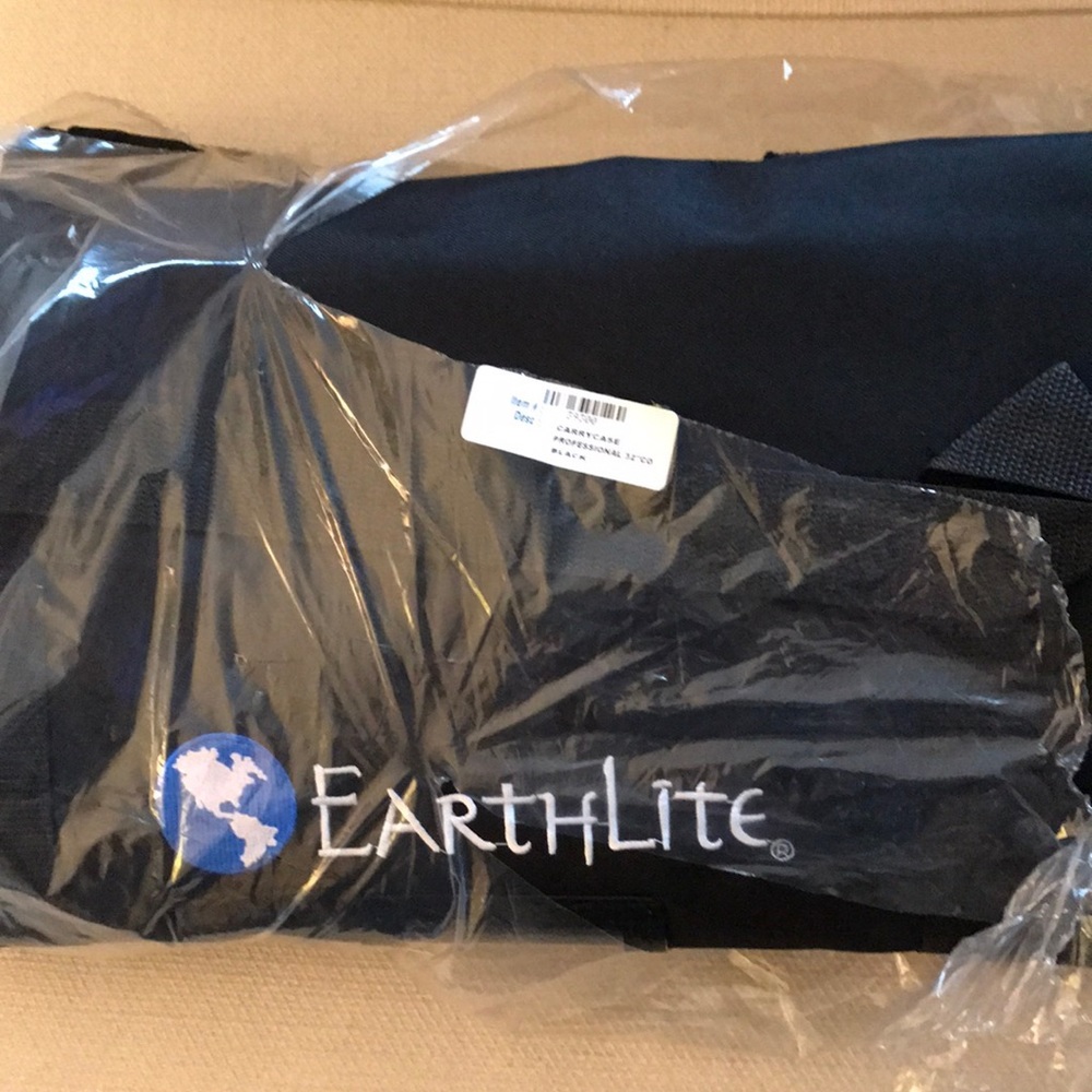 Earthlite garment pocket